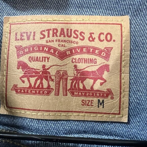 Levi's Women's Original Trucker Denim Jacket Size Medium Blue Jean Jacket - Picture 4 of 14